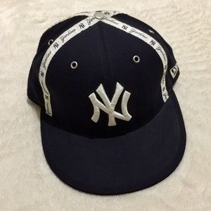 Yankee Fitted